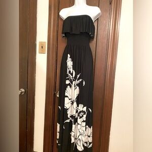 White House Black Market long strapless XSM
